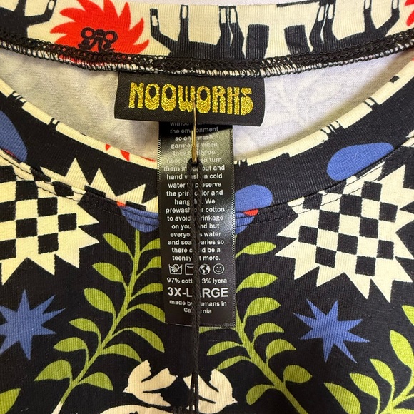 Nooworks long sleeve jersey top in The Guardians print NWT sz 3XL (looks smaller - Picture 3 of 4